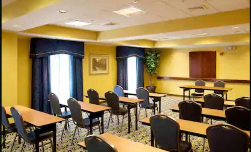 Hampton Inn & Suites Lake Wales Eksteriør billede