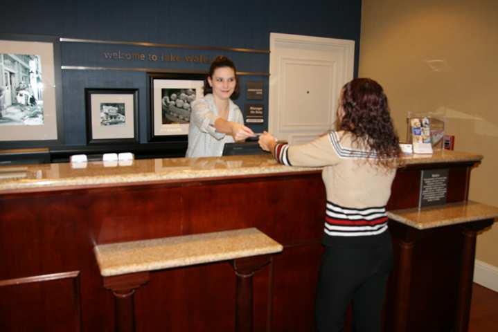 Hampton Inn & Suites Lake Wales Interiør billede